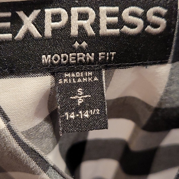 Dress shirt - Picture 2 of 2